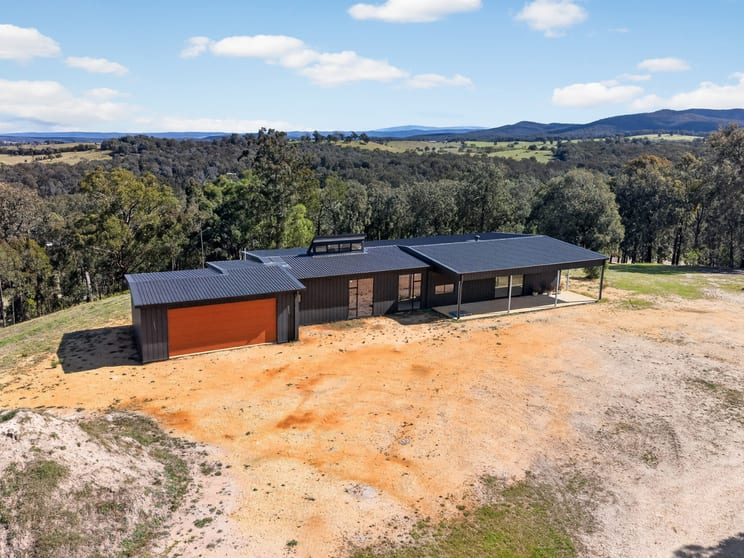Click to view all images 445 Commonyard Road Newry VIC 3859 - Image 1