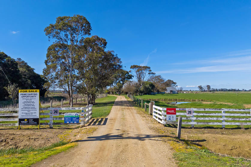 Click to view all images 80 Laws Lane Denison VIC 3858 - Image 2