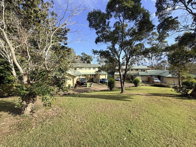 Click to view all images 9238 Ridgevale Drive Helensvale QLD 4212 - Image 1
