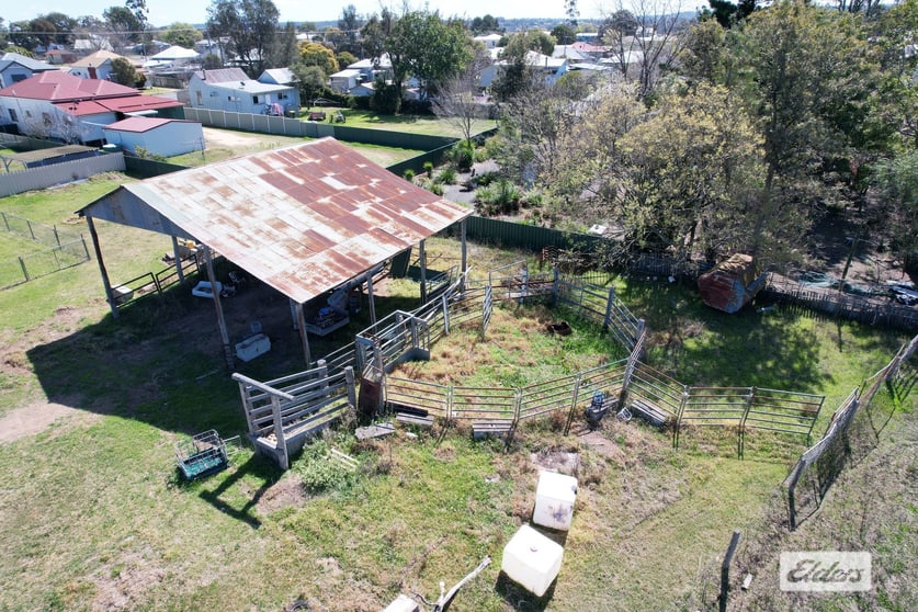 Click to view all images 35-43 Mcevoy Street Warwick QLD 4370 - Image 2