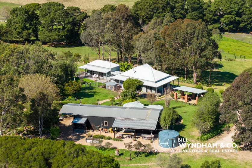 Click to view all images 380 Hodges Estate Road Ellaswood VIC 3875 - Image 2