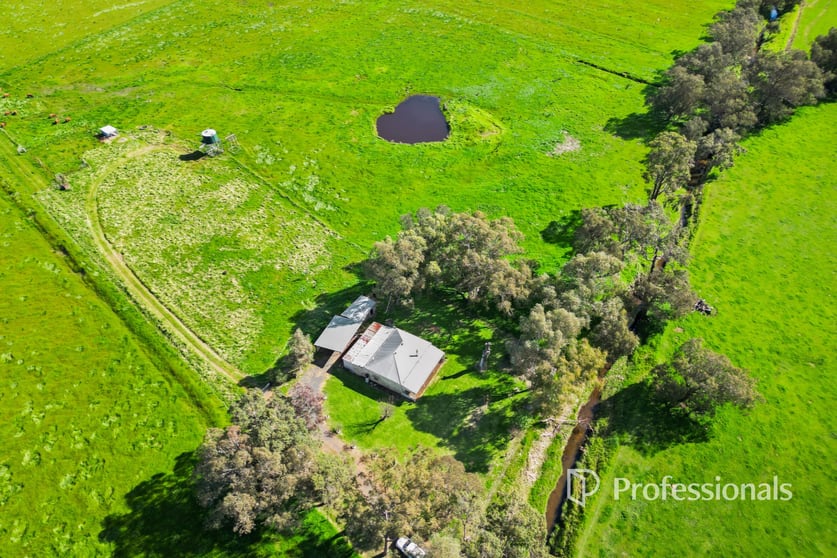 100 Norah Brook Road Benger WA 6223 - Image 1