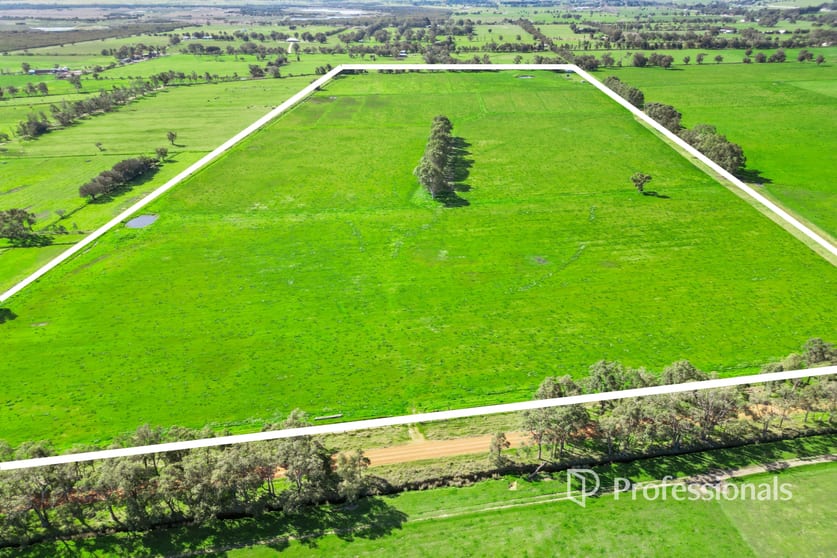 100 Norah Brook Road Benger WA 6223 - Image 2