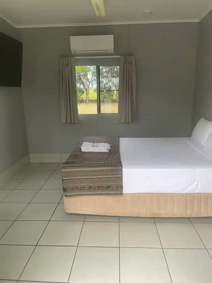 Click to view all images Caravan Park business for sale in Ingham - Image 3