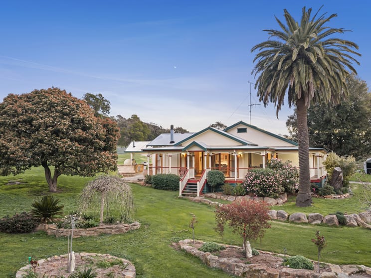 34 Kelvin View School Road Kelvin View VIC 3666 - Image 2