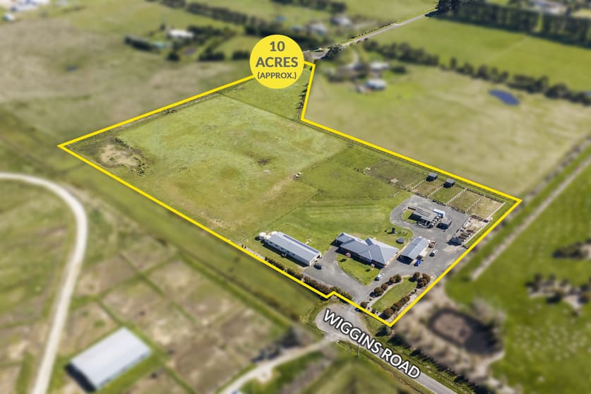 Click to view all images 62 Wiggins Road Mitchell Park VIC 3355 - Image 2