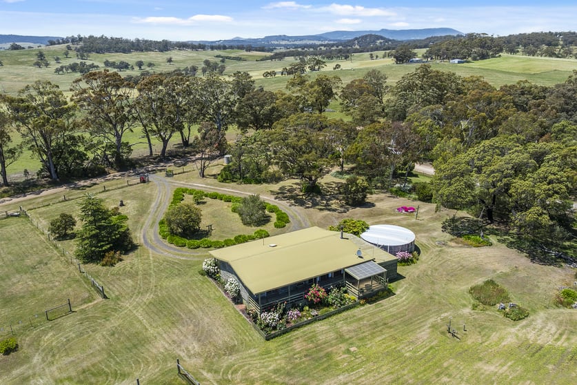 355 Blackhill Road Kyneton VIC 3444 - Image 2