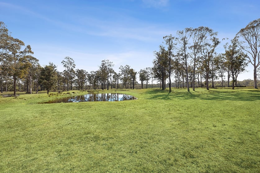 Click to view all images 189 Lake Road Elrington NSW 2325 - Image 1