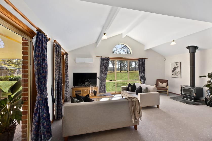 Click to view all images 189 Lake Road Elrington NSW 2325 - Image 3