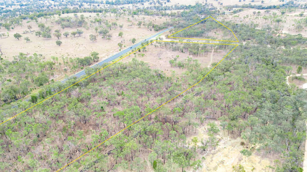 Click to view all images 1 Glendon Road Thane QLD 4370 - Image 3