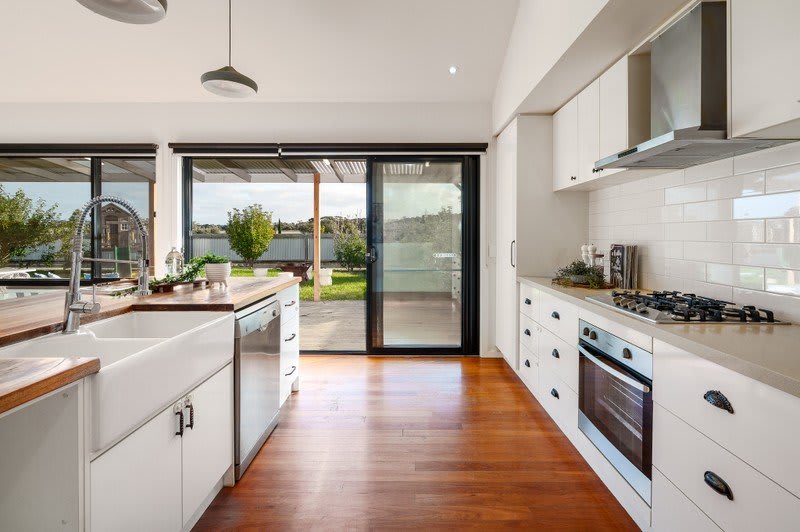 Click to view all images 21 Burrows Road Lethbridge VIC 3332 - Image 2