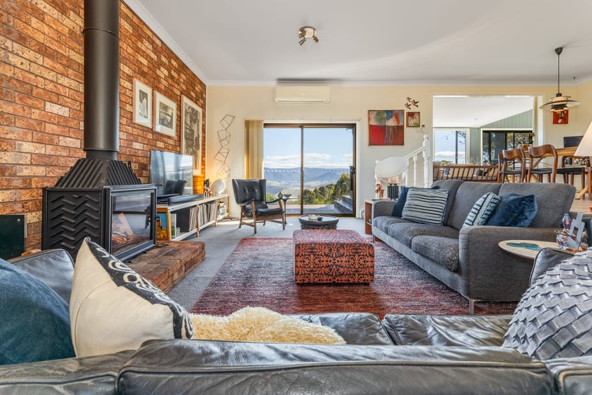 Click to view all images 544 Peach Tree Road Megalong Valley NSW 2785 - Image 3