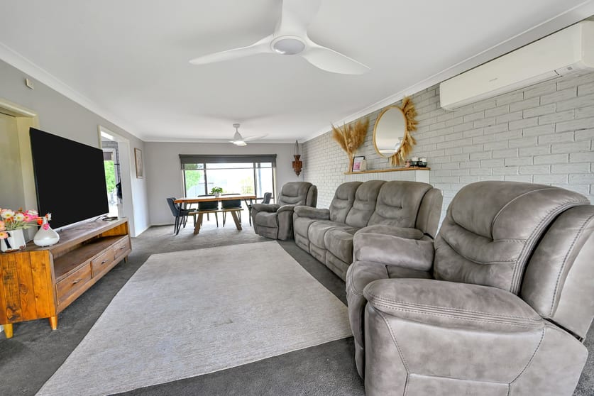 Click to view all images 234 Laheys Creek Road Gulgong NSW 2852 - Image 3