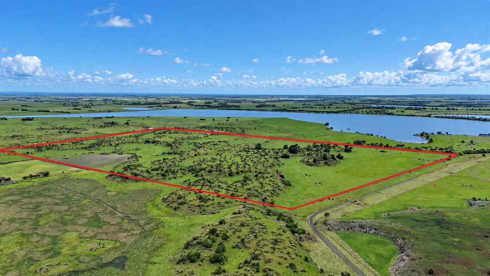Click to view all images 320 South Cundare Road Cundare VIC 3251 - Image 2