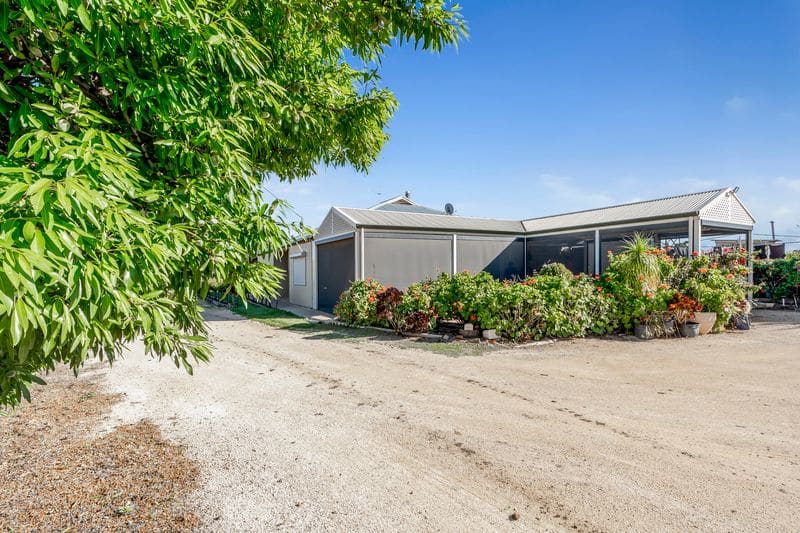 Click to view all images 181 Lower Winkie Road Glossop SA 5344 - Image 3