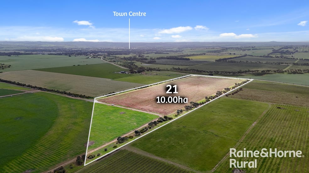 Click to view all images A21, A23 & A24 Riverside Road Strathalbyn SA 5255 - Image 2
