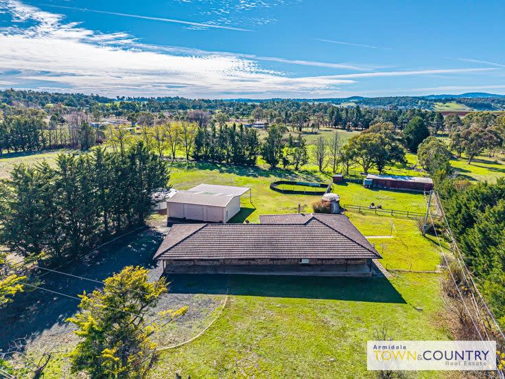 Click to view all images 144 Mundays Lane Armidale NSW 2350 - Image 2