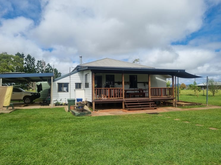 Click to view all images 755 Merragallan Road Malanda QLD 4885 - Image 3