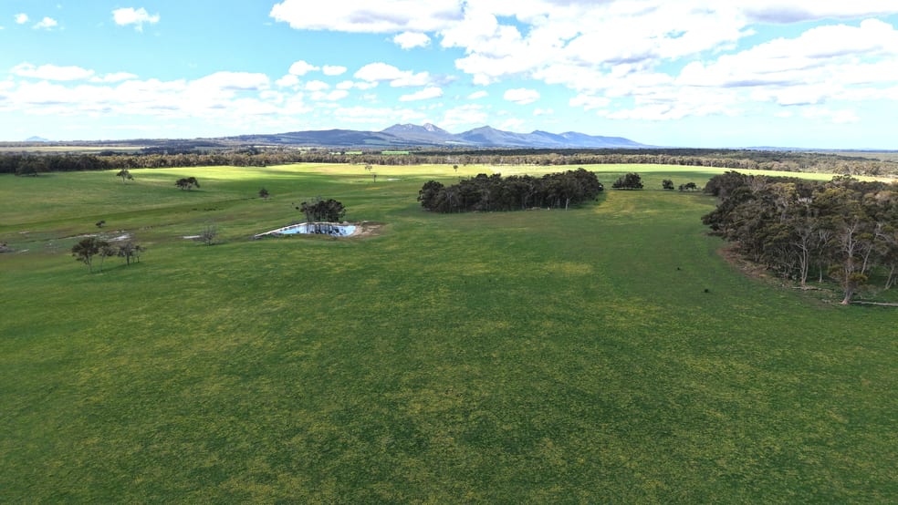 Click to view all images 530 Watermans Road Narrikup WA 6326 - Image 3