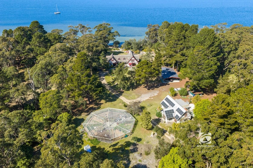 Click to view all images 390 Centre Road Raymond Island VIC 3880 - Image 2