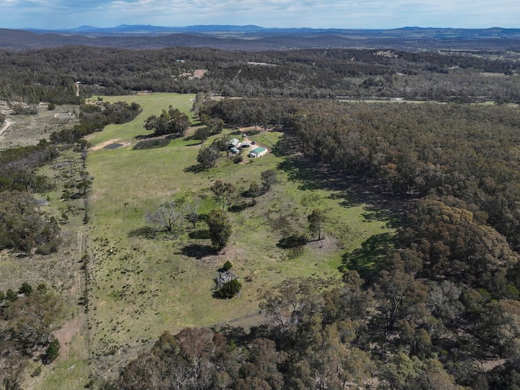Click to view all images 2988 Mayfield Road Tarago NSW 2580 - Image 2