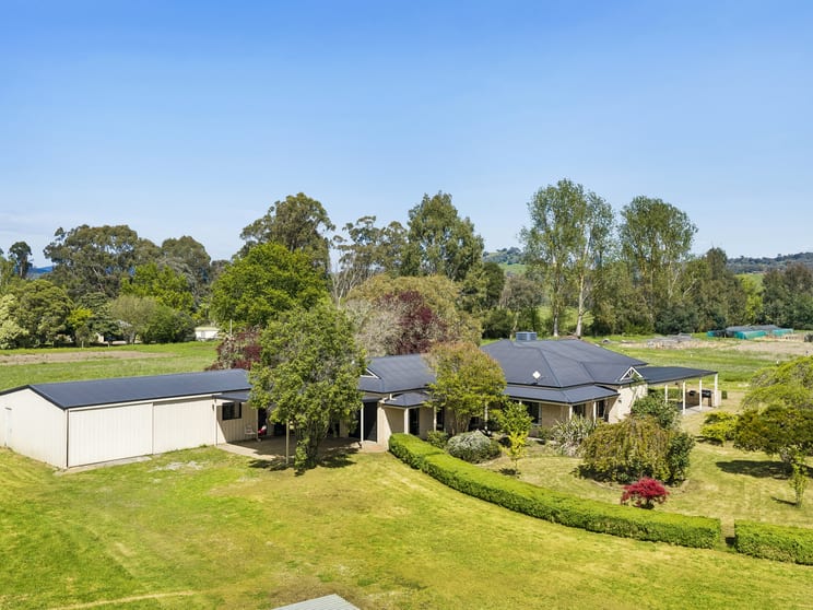 Click to view all images 1123 Taggerty Thornton Road Thornton VIC 3712 - Image 3