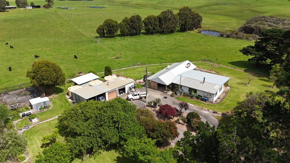 2 Conspicuous Beach Road Nornalup WA 6333 - Image 2