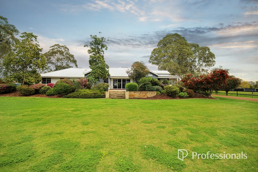 Click to view all images 55 Panizza Road Dardanup WA 6236 - Image 1