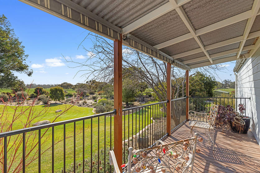 Click to view all images 214 Old Deniliquin Road Moama NSW 2731 - Image 3