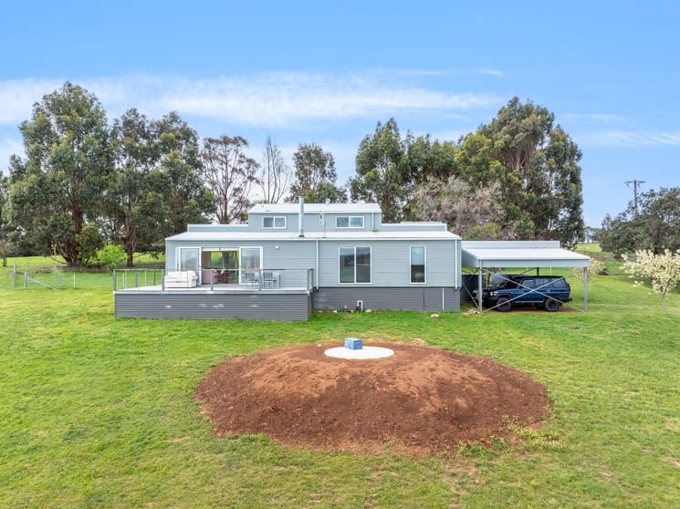Click to view all images 52 Armstrong Avenue Strathbogie VIC 3666 - Image 2