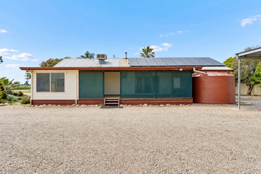 Click to view all images 362 Old Wilby Road Yarrawonga VIC 3730 - Image 3