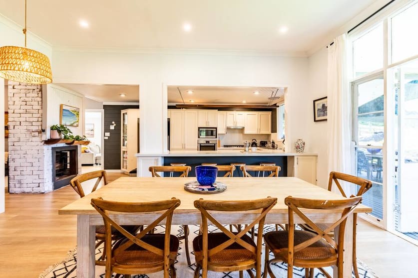 Click to view all images 227 Little Jilliby Road Jilliby NSW 2259 - Image 2