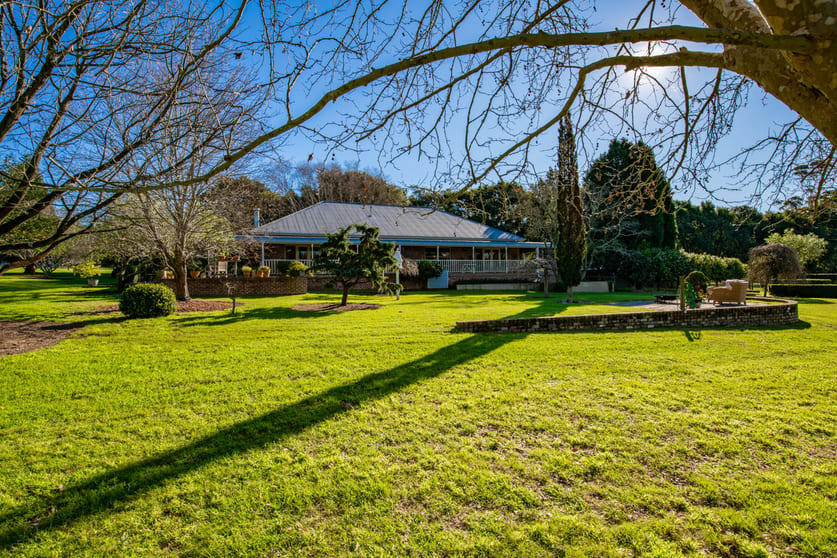 Click to view all images 34 Hensons Road Somersby NSW 2250 - Image 2