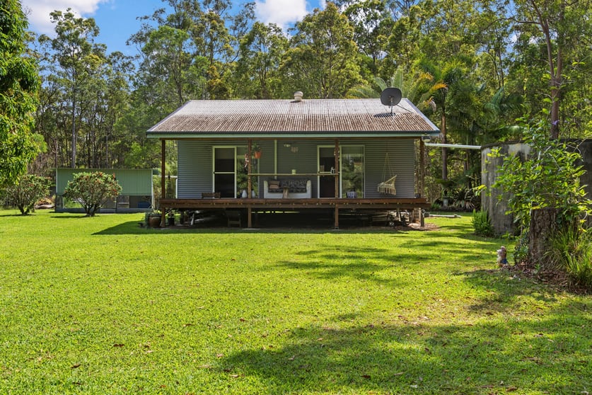Click to view all images 850 Cootharaba Road Cootharaba QLD 4565 - Image 3