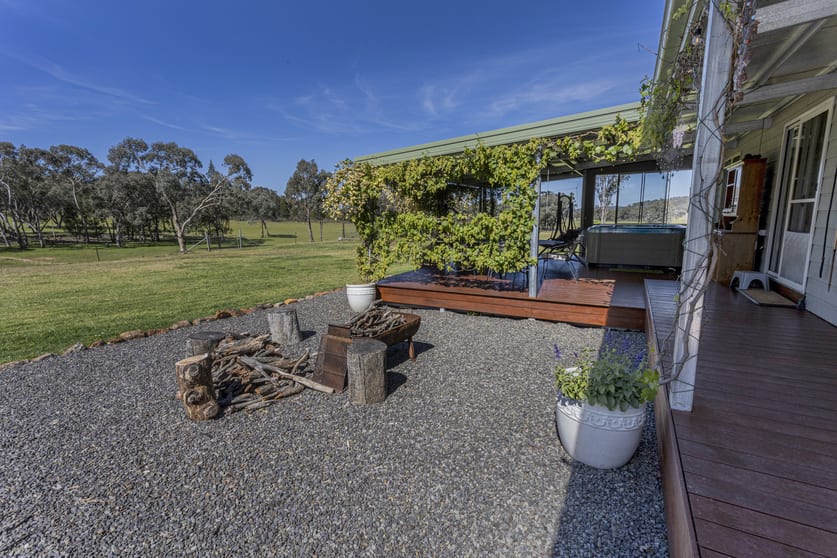 Click to view all images 530C Stoney Hill Road Cowra NSW 2794 - Image 3