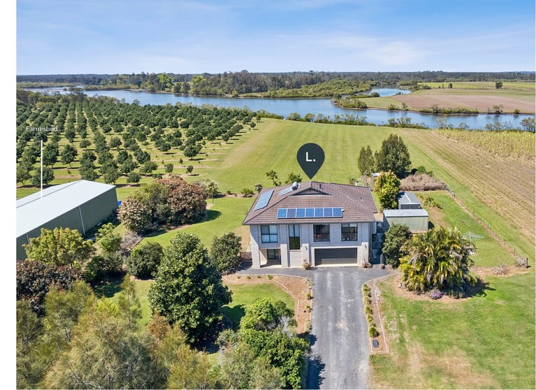 7 Middle Road Palmers Island NSW 2463 - Image 1