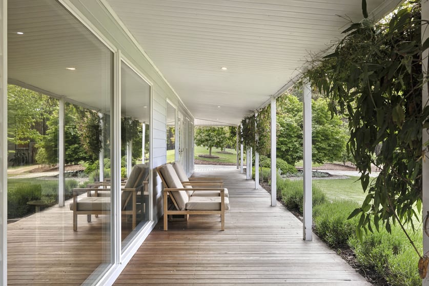 Click to view all images 41 Vinnicombes Road Romsey VIC 3434 - Image 2