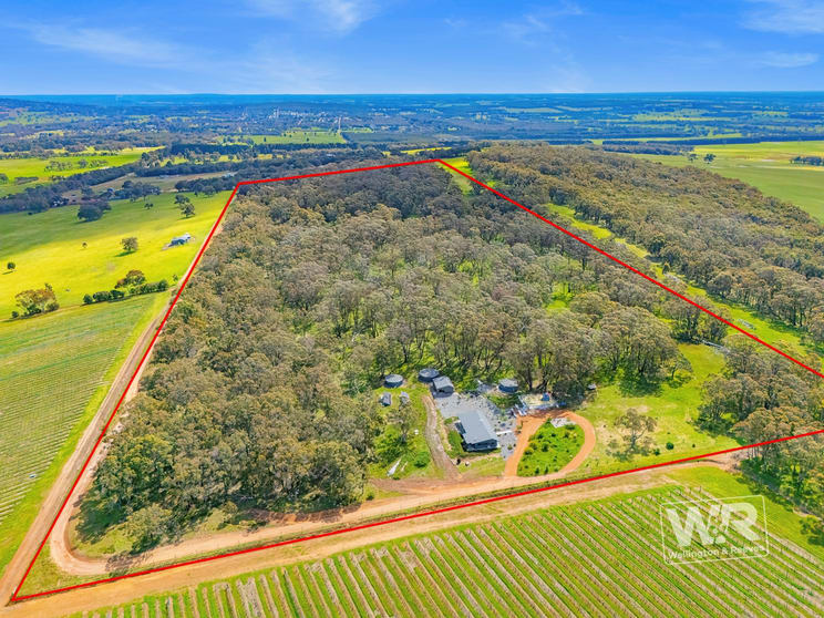 Click to view all images 273 Porongurup Road Mount Barker WA 6324 - Image 1