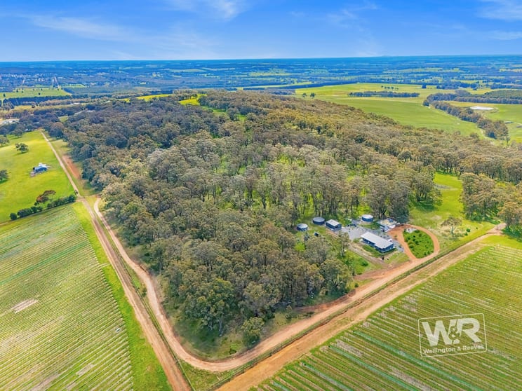 Click to view all images 273 Porongurup Road Mount Barker WA 6324 - Image 2