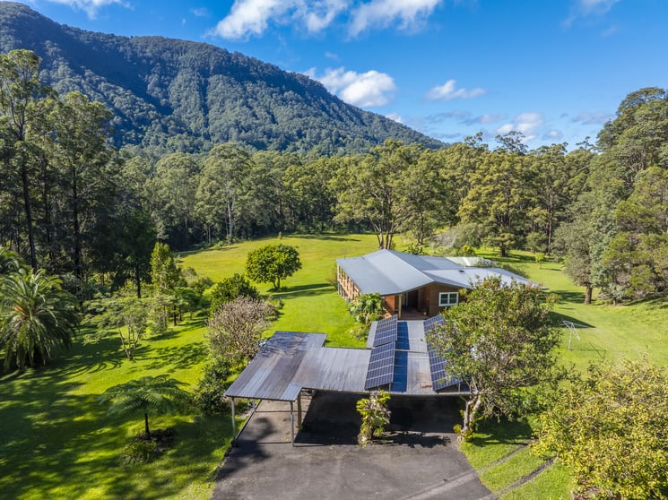Click to view all images Nimbin NSW 2480 - Image 2