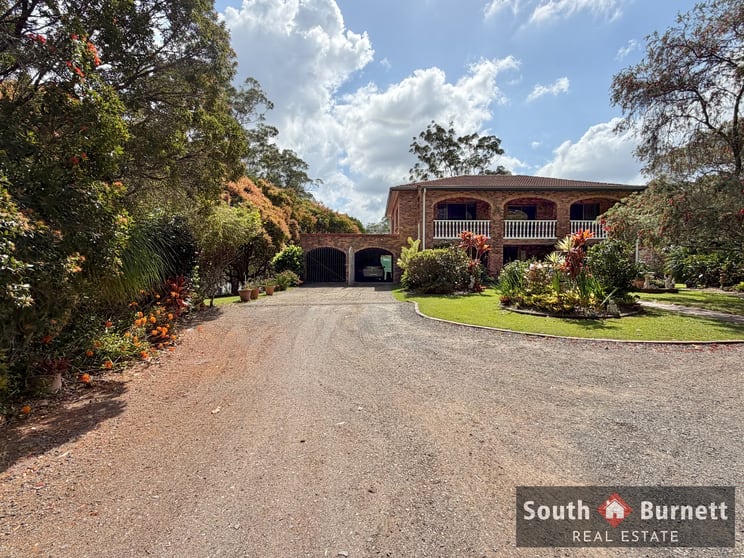 Click to view all images Glenview QLD 4553 - Image 3