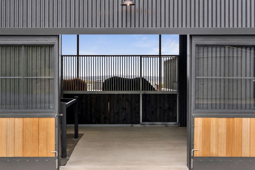 Click to view all images 141 Jacksons Hill Road Kenton Valley SA 5233 - Image 2