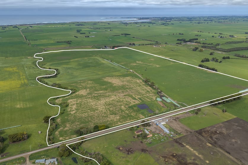 Click to view all images 93 Sheehans Road Crossley VIC 3283 - Image 2