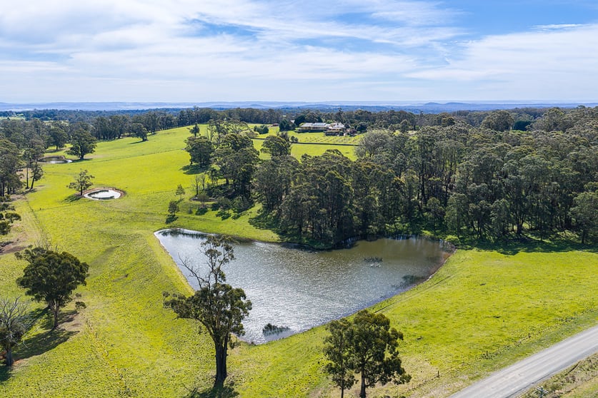Click to view all images 2670 Canyonleigh Road Canyonleigh NSW 2577 - Image 3