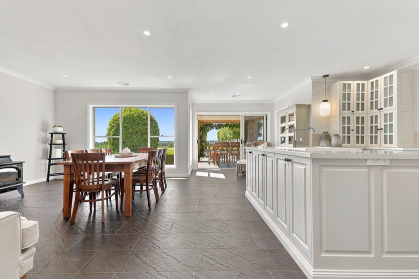 175 Jennings Lane Molong NSW 2866 - Image 2