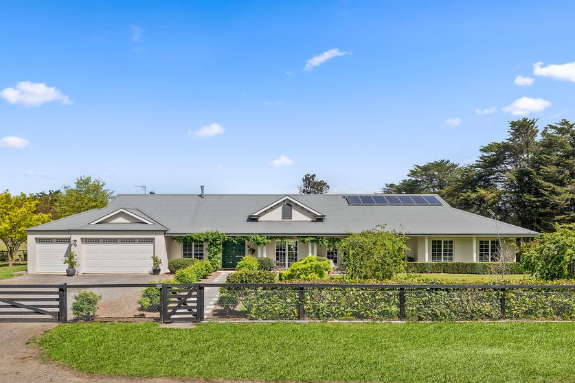 Click to view all images 2570 Canyonleigh Road Canyonleigh NSW 2577 - Image 2