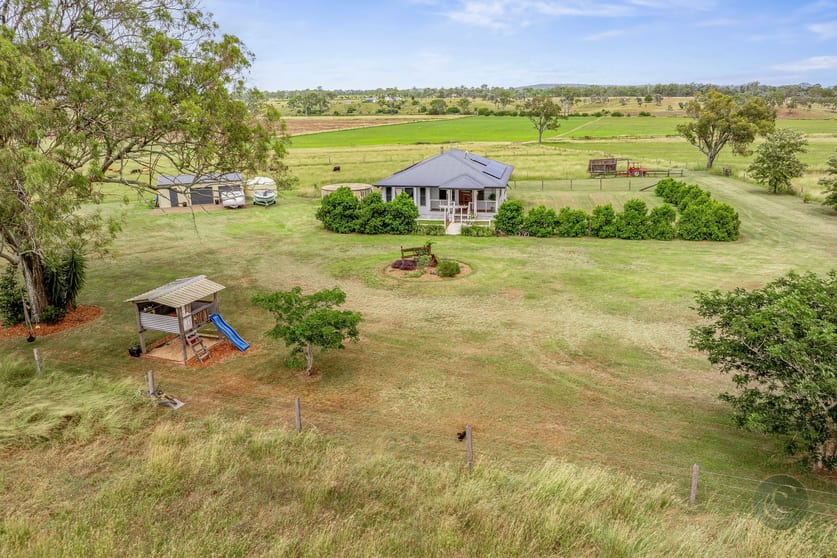 Click to view all images 122 Goschnicks Road Redgate QLD 4605 - Image 2