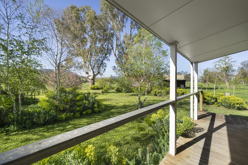 Click to view all images 755 Long Lane Mansfield VIC 3722 - Image 3