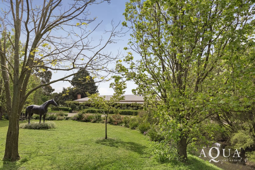 Click to view all images 11 Binnak Way Moorooduc VIC 3933 - Image 3