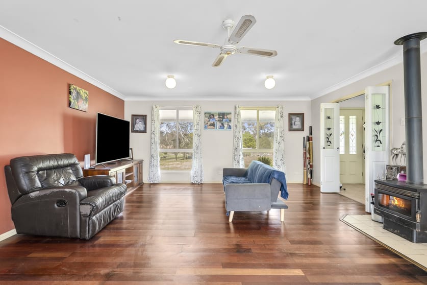 Click to view all images 175 Muffets Road Quialigo NSW 2580 - Image 2